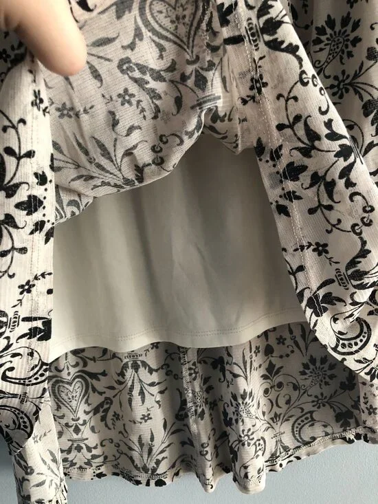 g21 Black and White Skirt - Picture 2 of 4